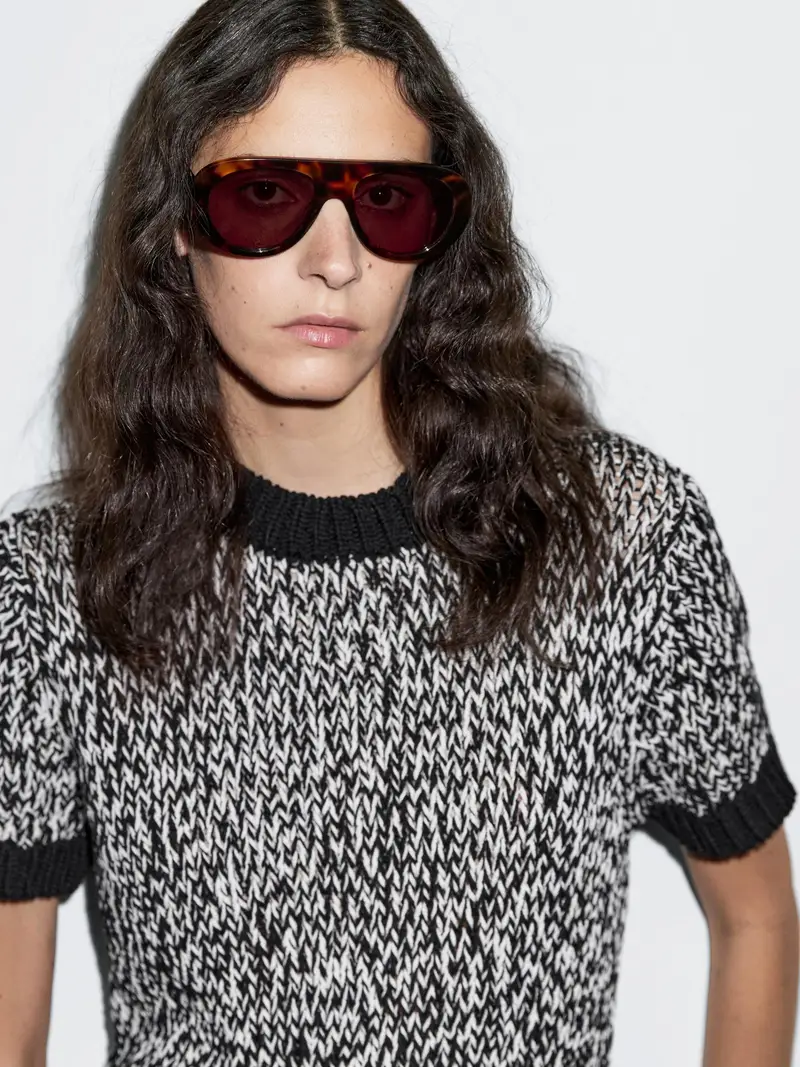 Maglia A Maniche Corte - Nero - - Massimo Dutti - Femminile