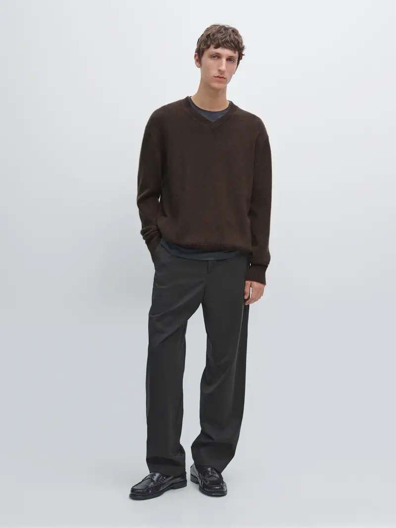 Maglia Con Scollo A V In Cashmere - Cioccolato - - Massimo Dutti - Maschile