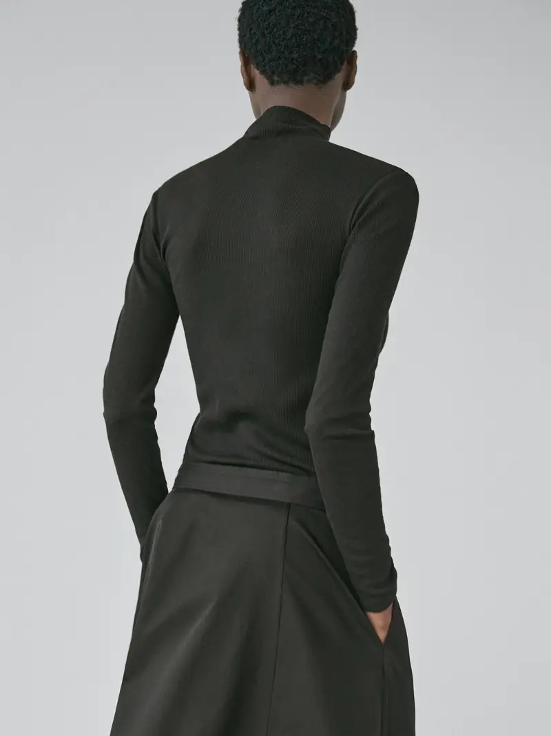 Maglietta A Maniche Lunghe A Coste In Cotone - Nero - - Massimo Dutti - Femminile