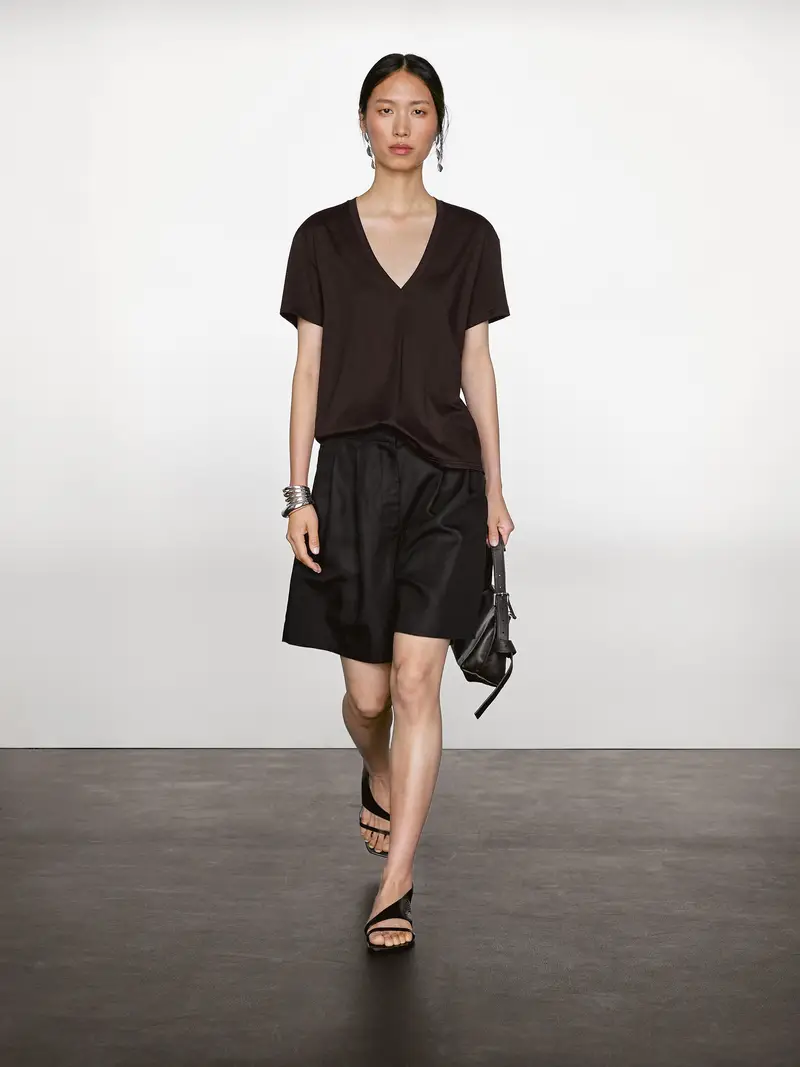 Maglietta Con Scollo A V Morbida - Marrone - - Massimo Dutti - Femminile