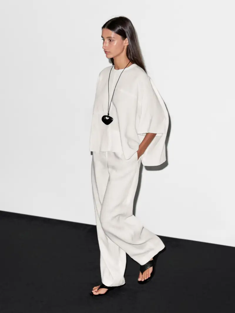 Mantella Corta Con Cuciture - Bianco - - Massimo Dutti - Femminile