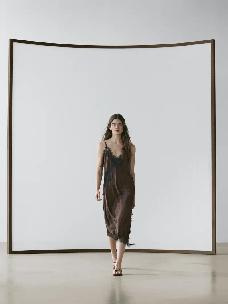 Vestito Sottoveste Con Dettaglio In Pizzo - Cioccolato - - Massimo Dutti - Femminile