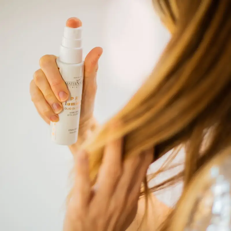 Styling e Finish Spray Illuminante Olio Di Jojoba - Styling e trattamento capelli miniatura 3