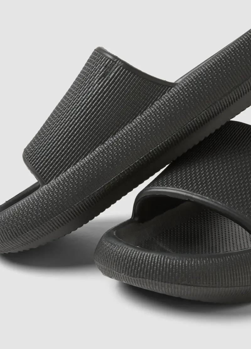 Ciabatte Nere Con Texture In Rilievo, Uomo, Nero miniatura 2