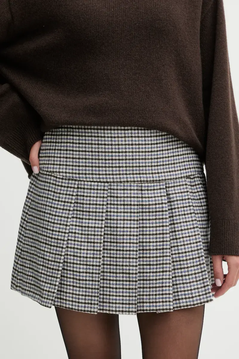 gonna con lana Marrone