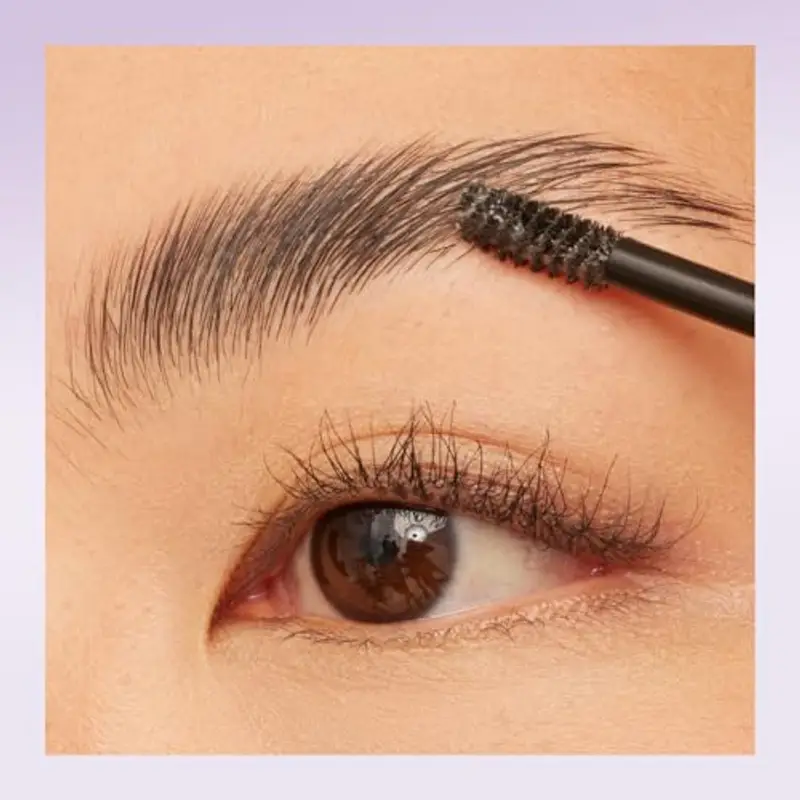 Maybelline New York Gel Sopracciglia Super Lock Brow Glue, Sopracciglia Modellate e Fissate, Per Tutti i Tipi di Sopracciglia, Resistente alle Sbavature e No Transfer, Colore: Trasparente miniatura 3