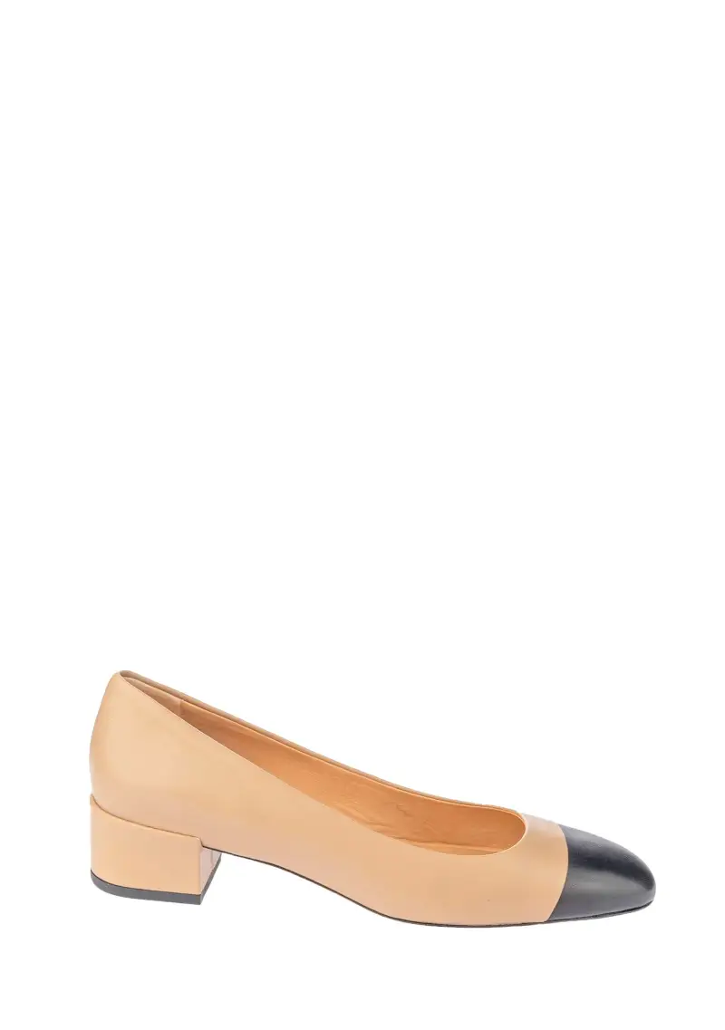 Decolletè Donna Nude