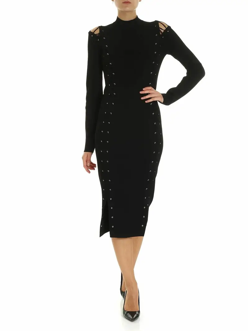 Abito lungo nero con apertura sulle spalle