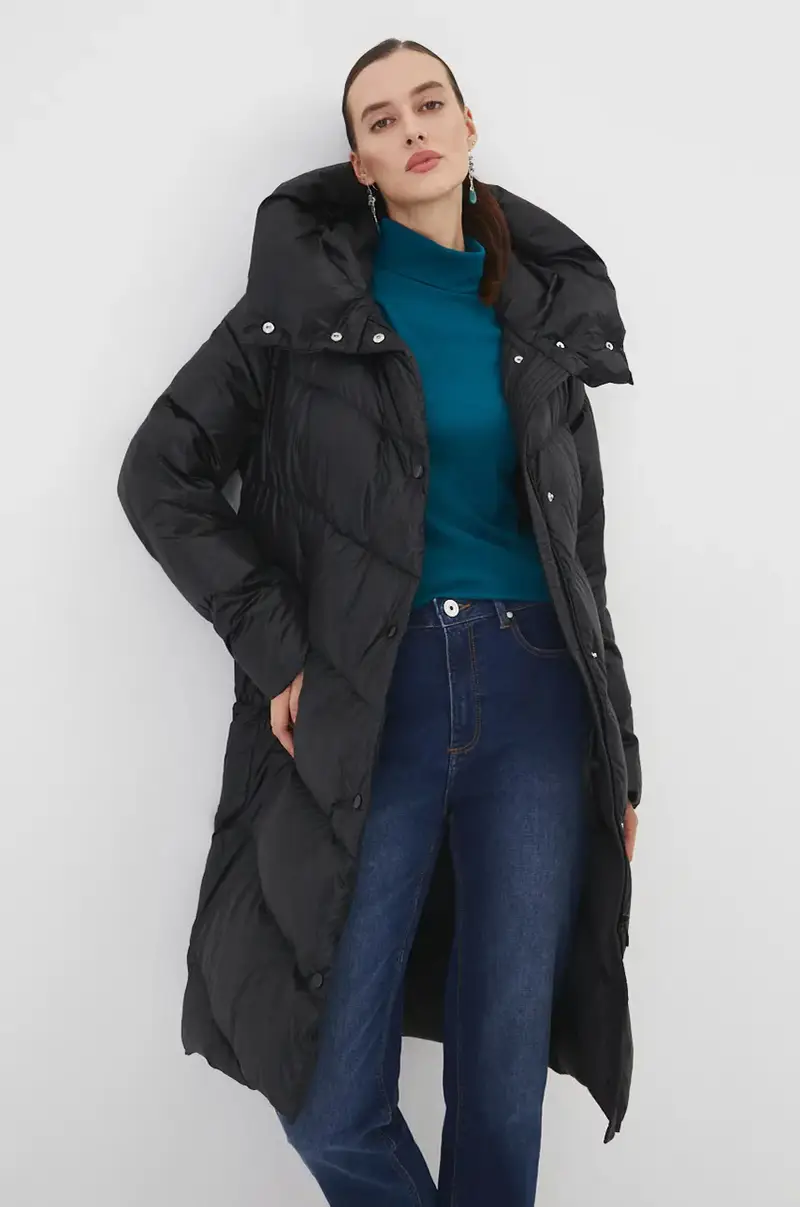 cappoto in piuma-piumino donna colore nero