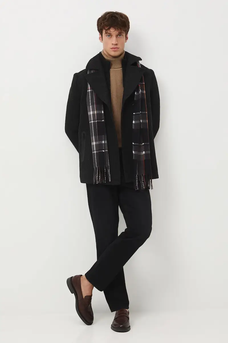 cappotto in lana uomo colore nero