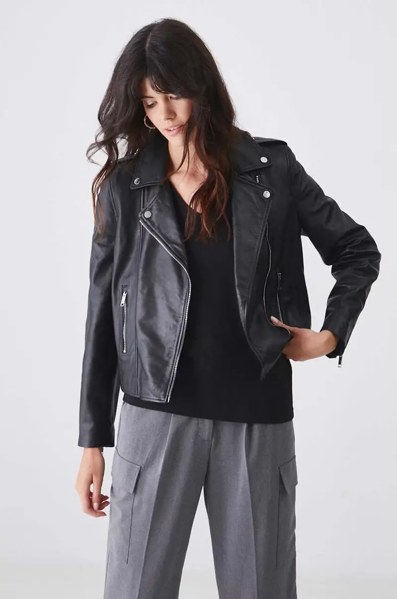 giacca in pelle donna colore nero