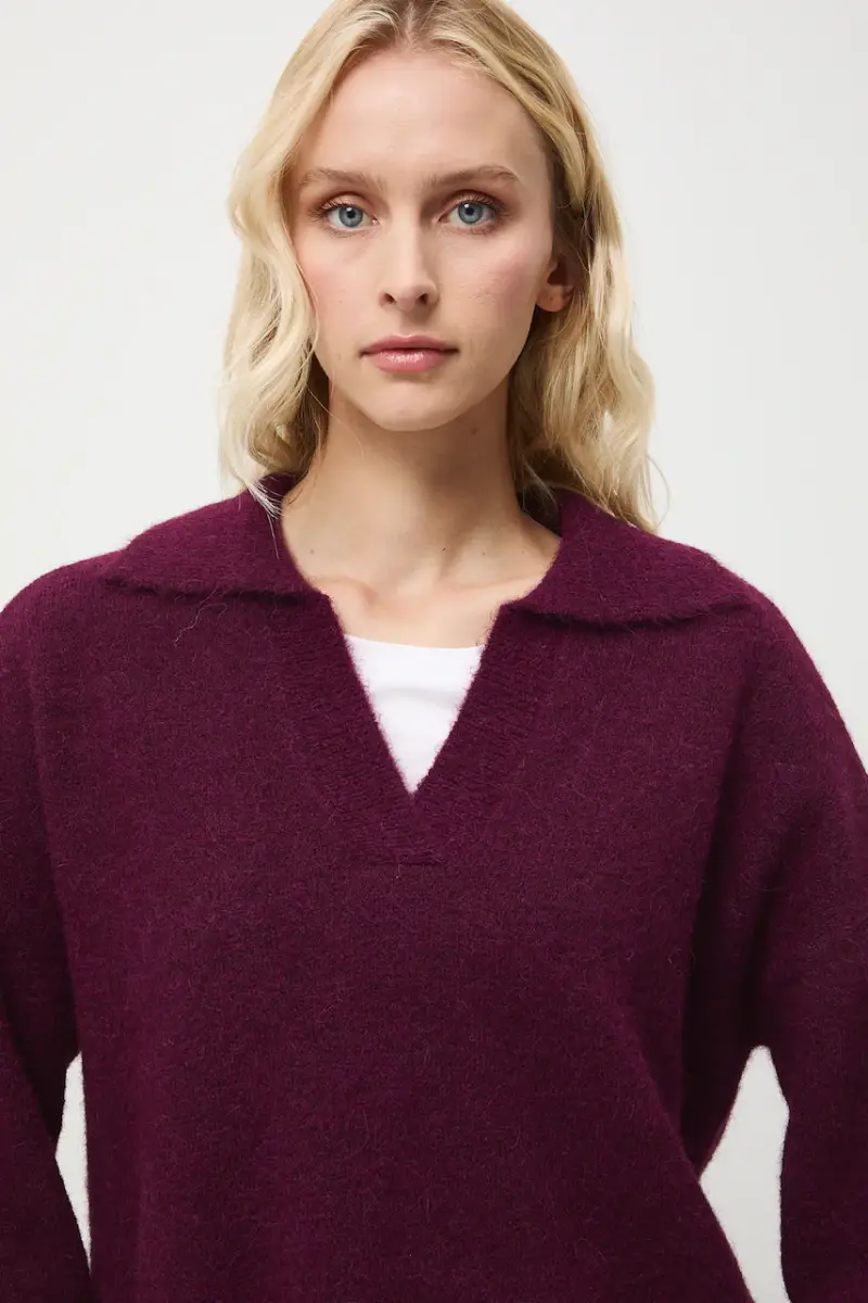 maglione con lana di alpaca colore granata miniatura 5
