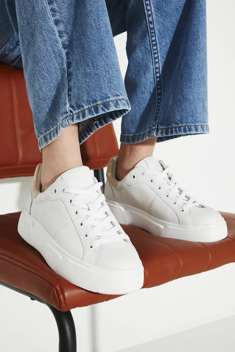 sneakers in pelle donna colore bianco