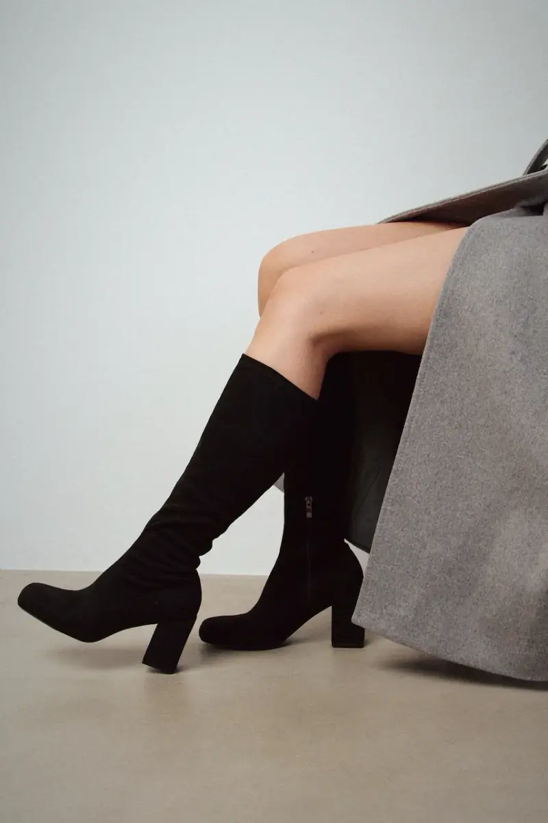 Medicine Stivali neri con tacco a blocco