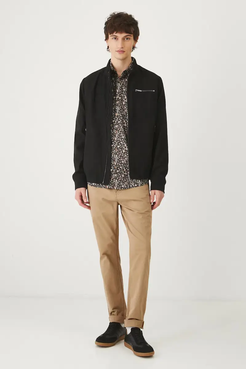 uomo colore nero miniatura 2