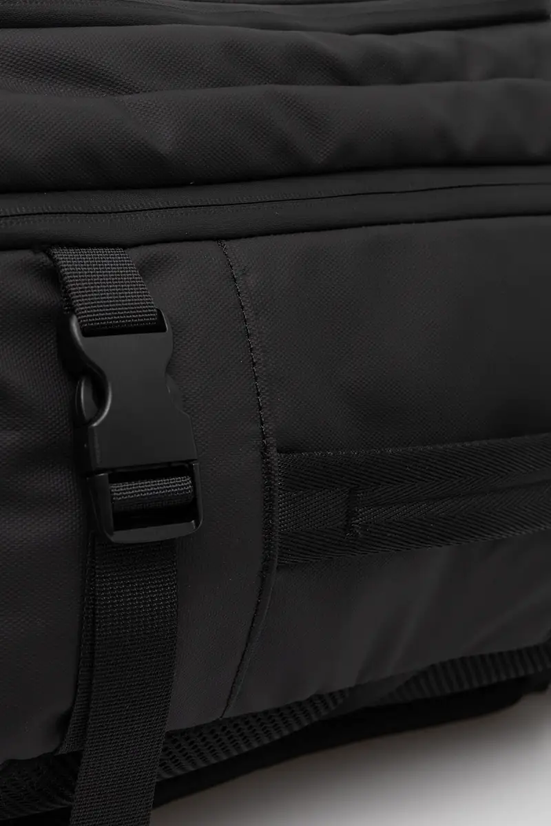 uomo colore nero miniatura 4