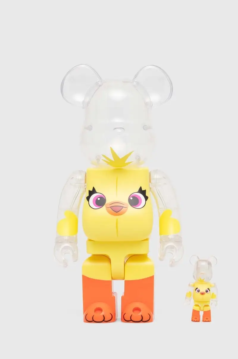 figurina decorativa Be@rbrick Ducky (Toy Story 4) 100% & 400% pacco da 2 Giallo