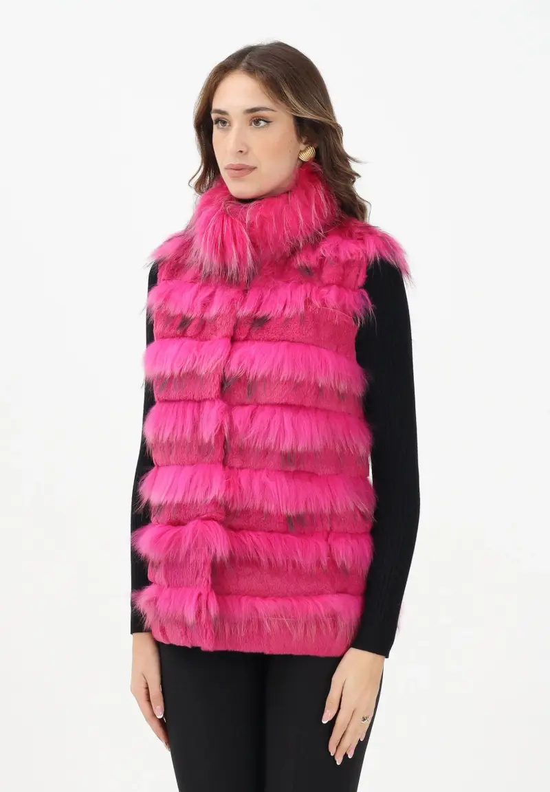 Pelliccia smanicata fucsia da donna