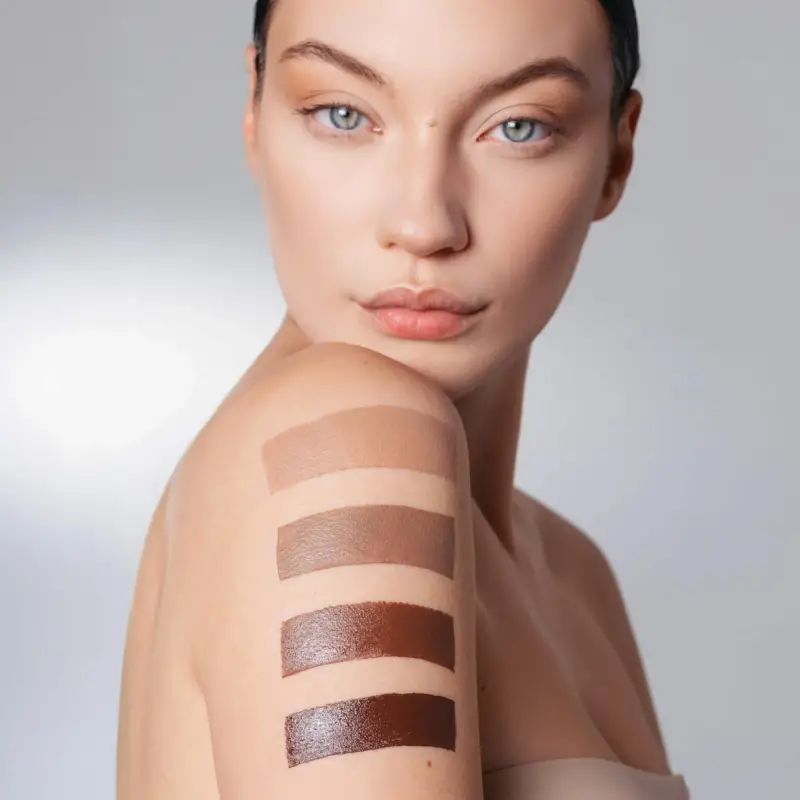 Viso The Mood Contrast 104 DEEP - Contouring viso miniatura 4