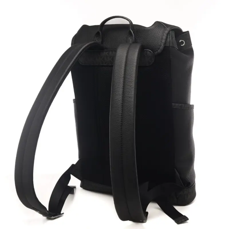 Michael Kors zaino da uomo in pelle martellata con logo lettering in metallo sul davanti miniatura 3