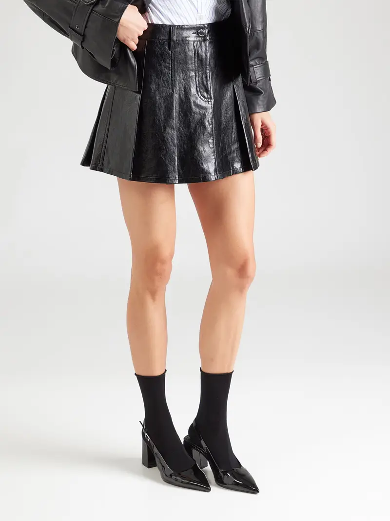 Gonna nero miniatura 2