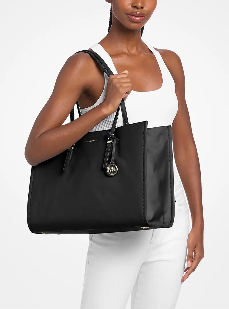 MK Borsa tote Zadie grande in nylon - Nero - Michael Kors miniatura 3