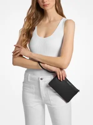 MK Pochette da polso convertibile Jet Set media in pelle martellata - Nero - Michael Kors miniatura 2