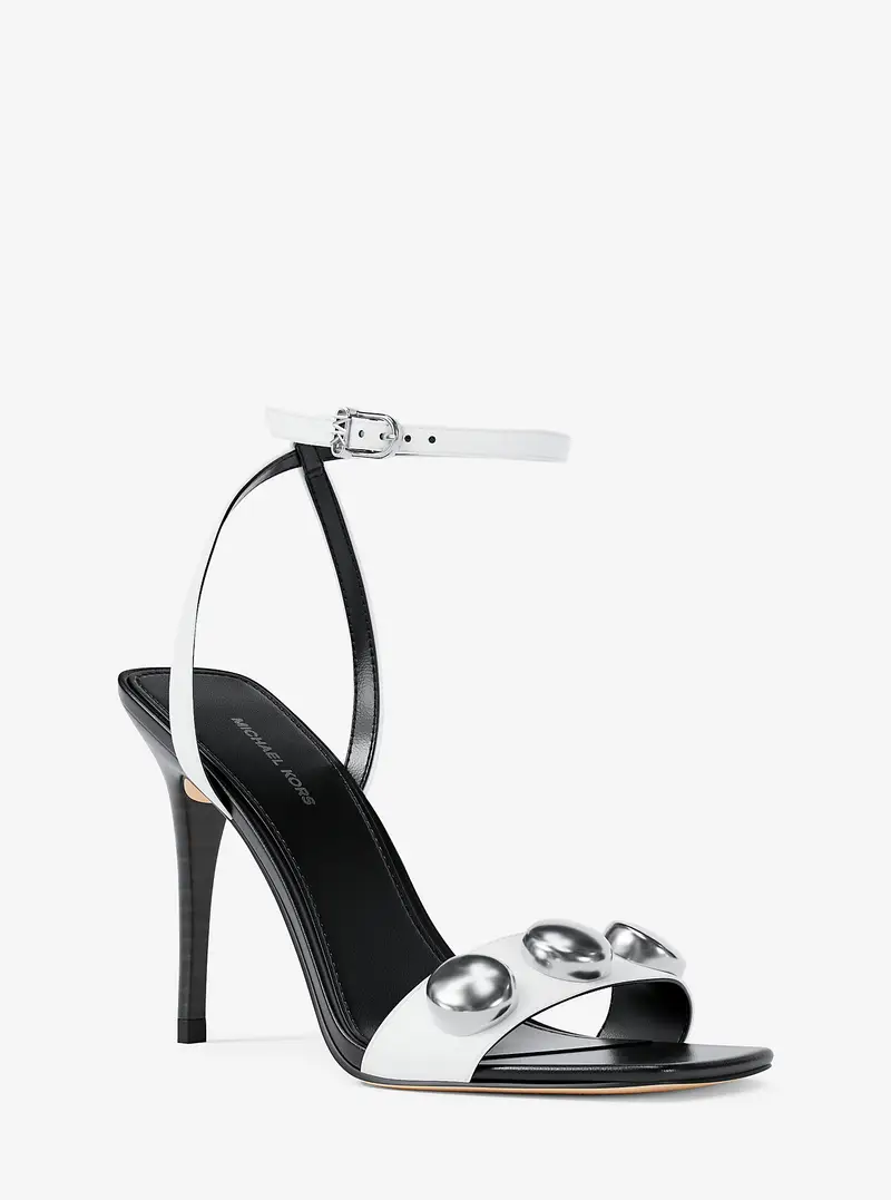 MK Sandalo Liana in pelle con borchie - Bianco - Michael Kors