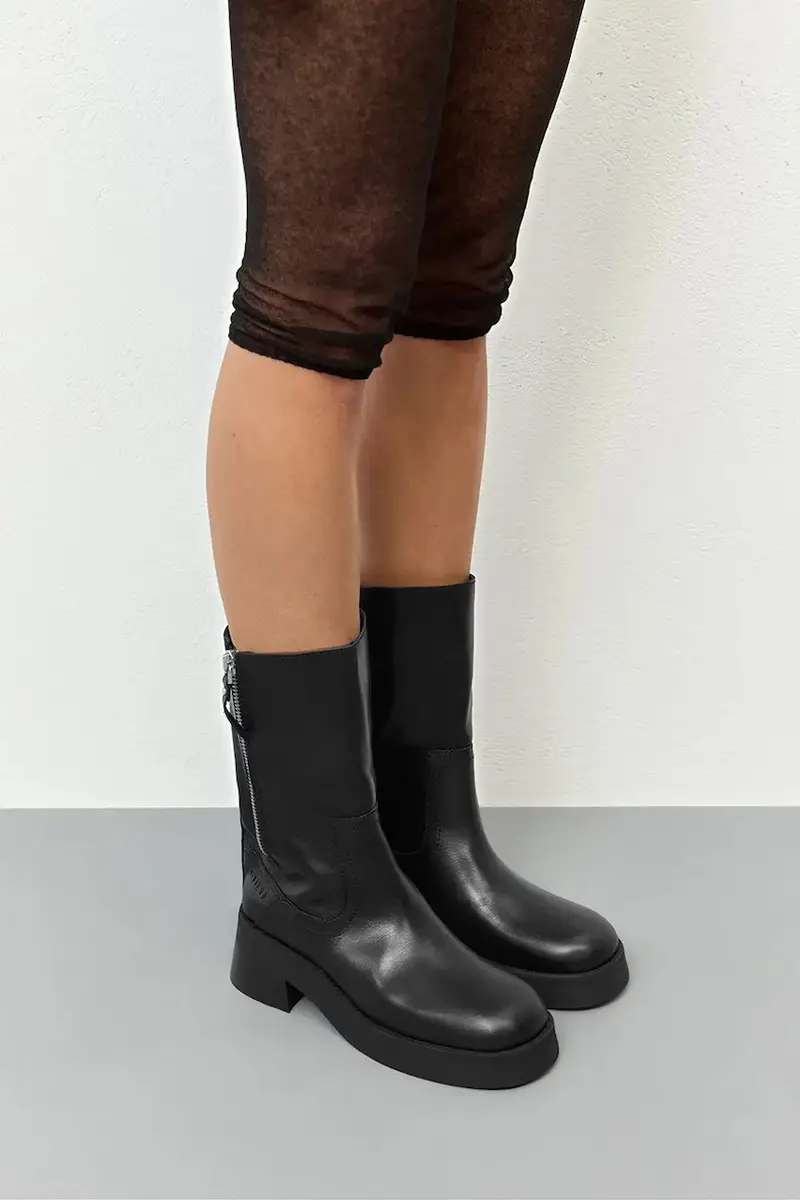 stivaletti alla caviglia in camoscio Gunda donna colore nero E8_4039 miniatura 3