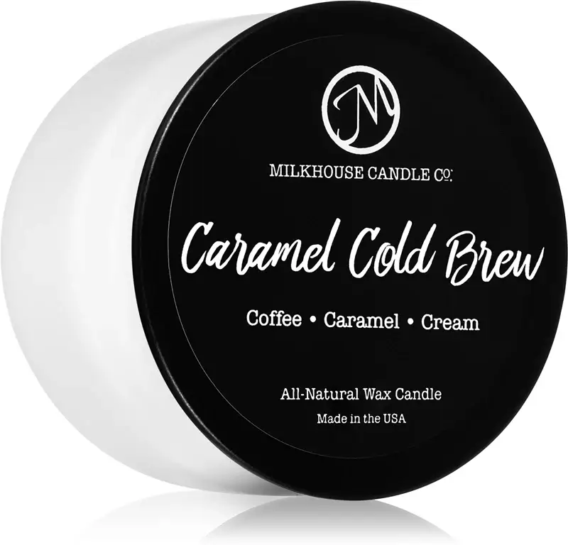 . Creamery Caramel Cold Brew candela profumata Traveler Tin 106 g
