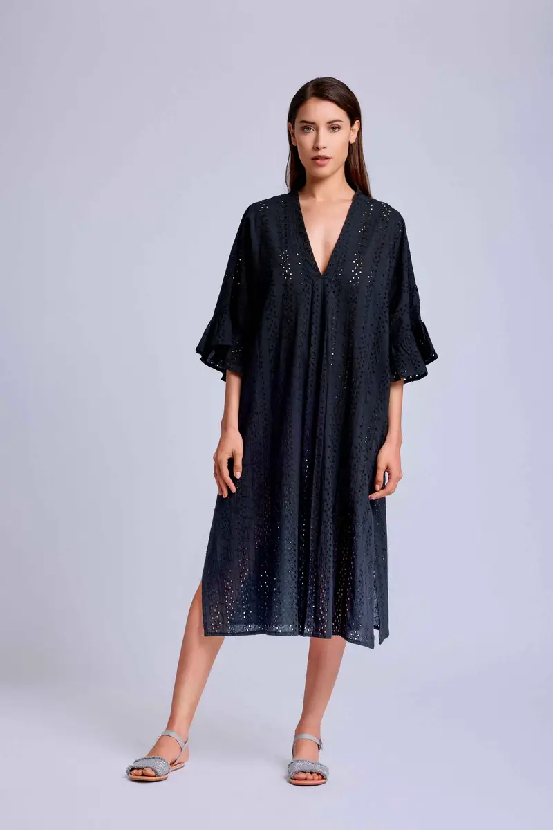 ABITO CON RICAMI ARTIGIANALI LAYLA | Colore Nero |