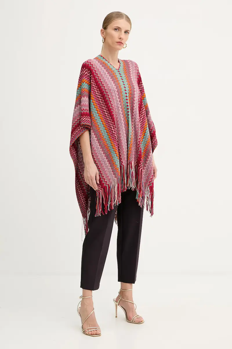 poncho con lana colore rosso POQYWMDA224 miniatura 2