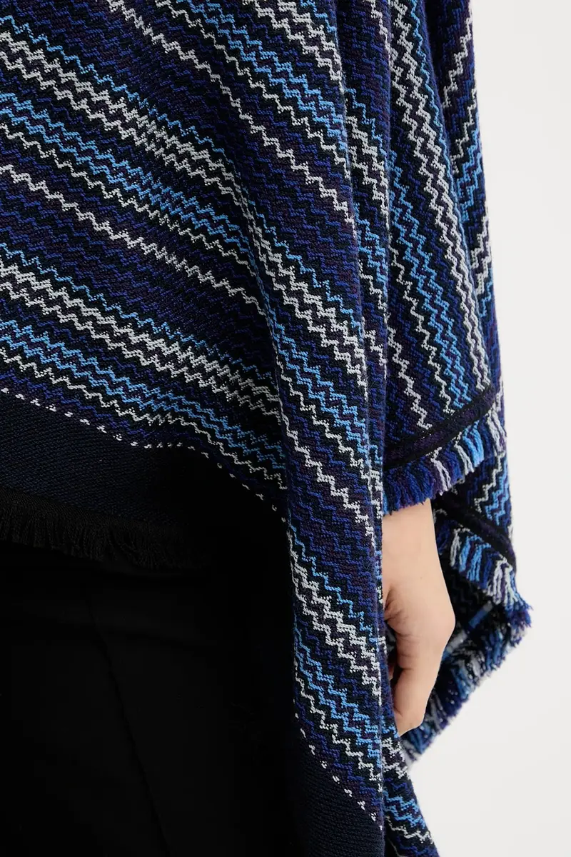 poncho il lana colore blu navy MA9EWODA413 miniatura 5