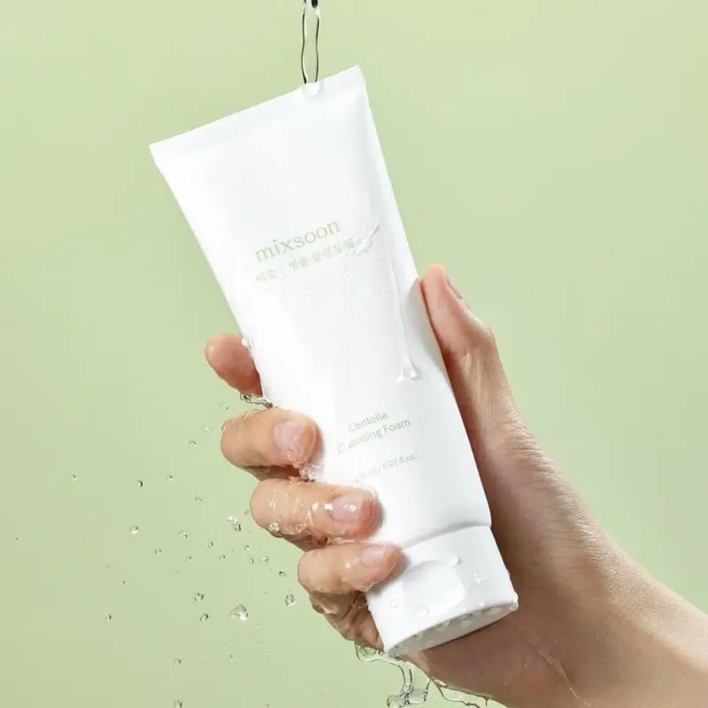 Detersione centella cleansing foam - Mousse detergente viso miniatura 2