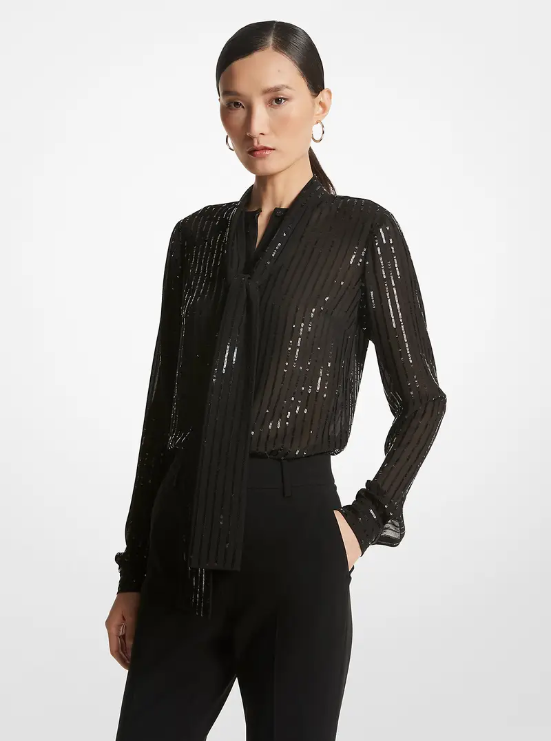 MK Blusa gessata in georgette con colletto con nastro e paillettes - Nero - Michael Kors