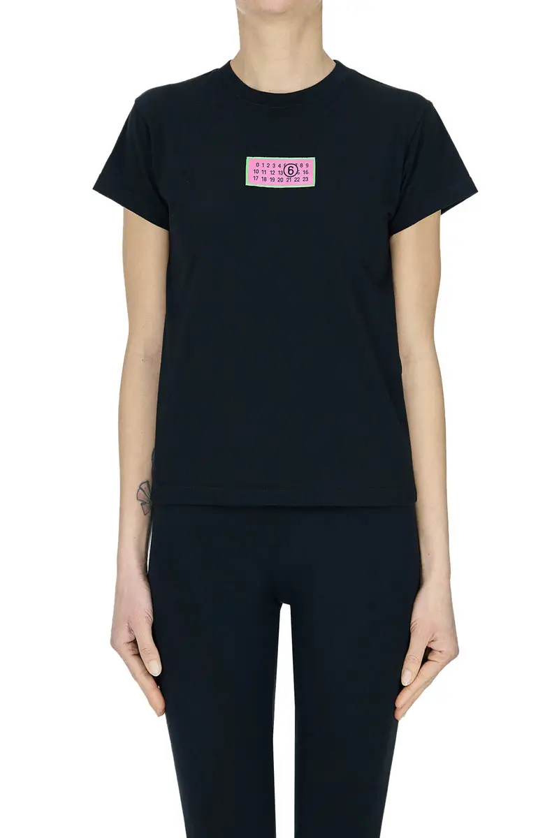 T-shirt con logo frontale