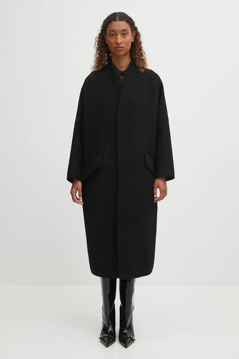 cappotto in lana colore nero S52AA0192.M35469.900