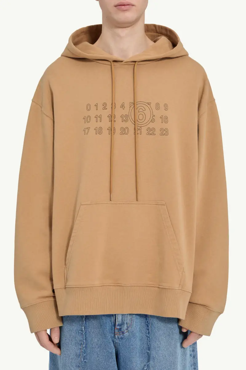 Felpa con cappuccio logo numeric cammello