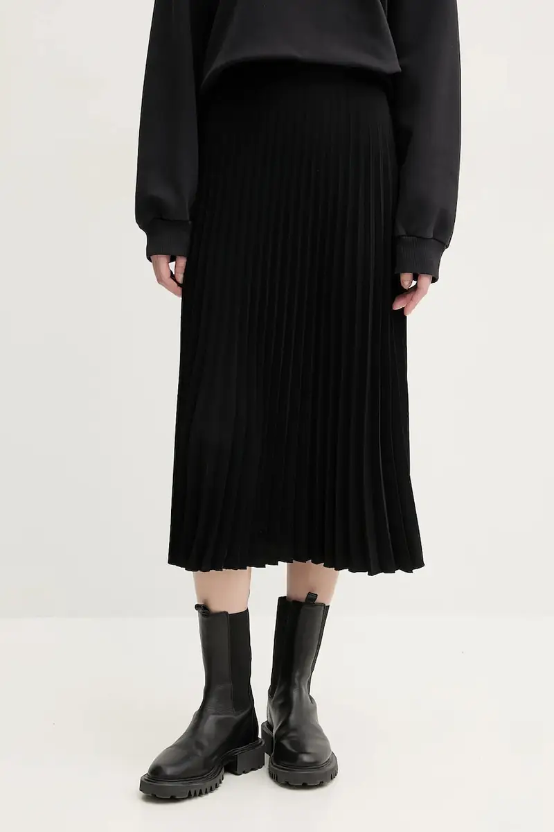 gonna colore nero S52MA0198.S43455