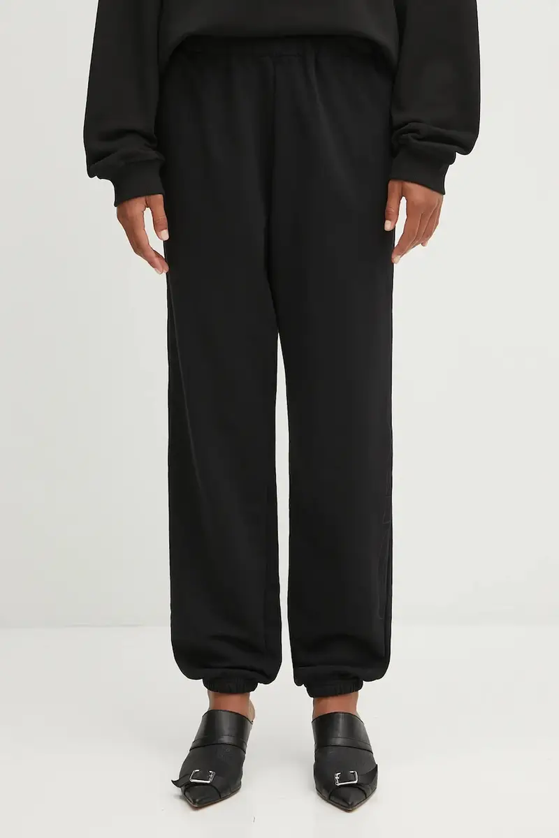 pantaloni tuta donna colore nero S52KA0544.M25013.900