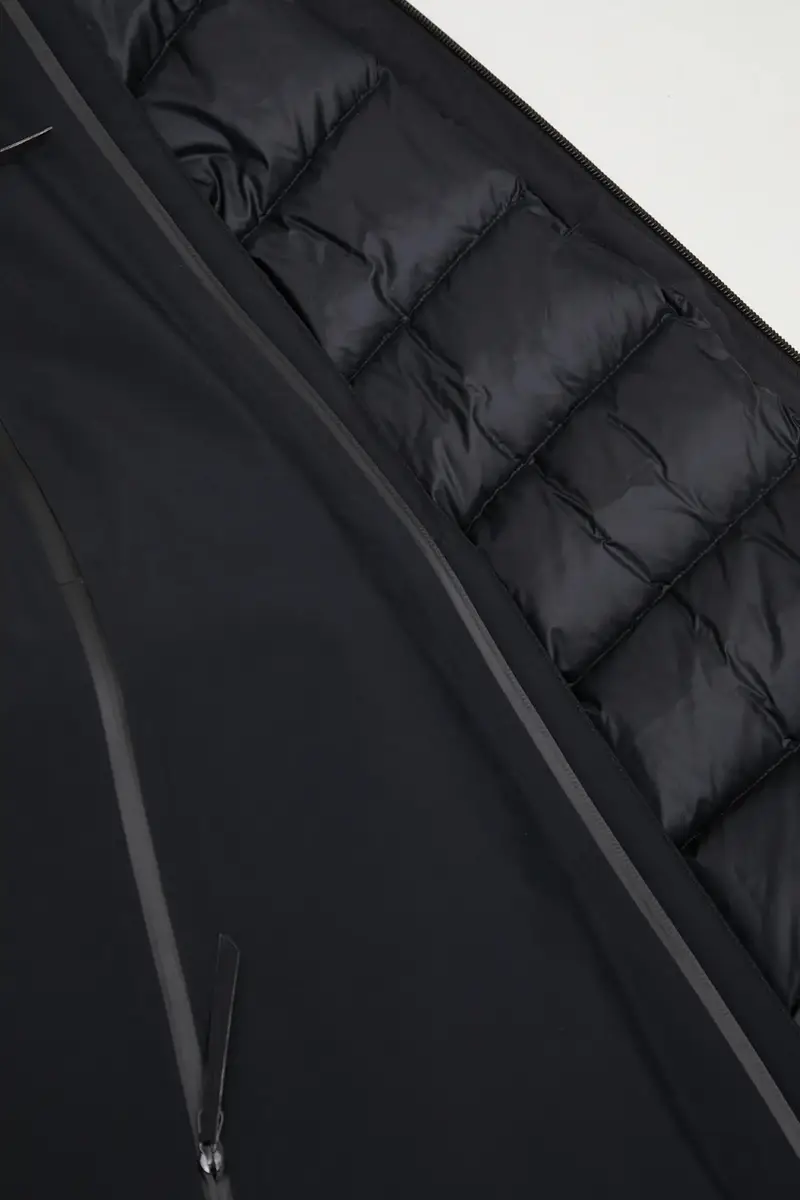 piumino x Salomon colore nero S52AM0341.M35594.900 miniatura 5