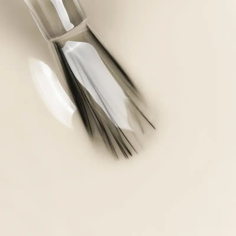 Unghie SHINE N'WEAR Smalto Classico 234 MILKY WHITE - Smalto miniatura 3