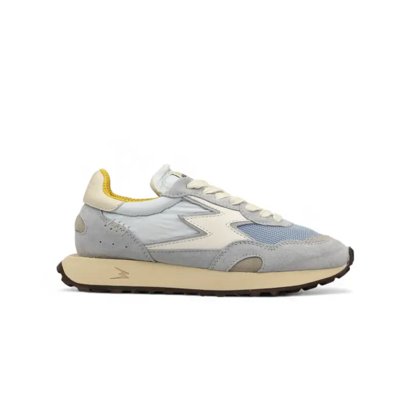 Sneaker Hype Celeste