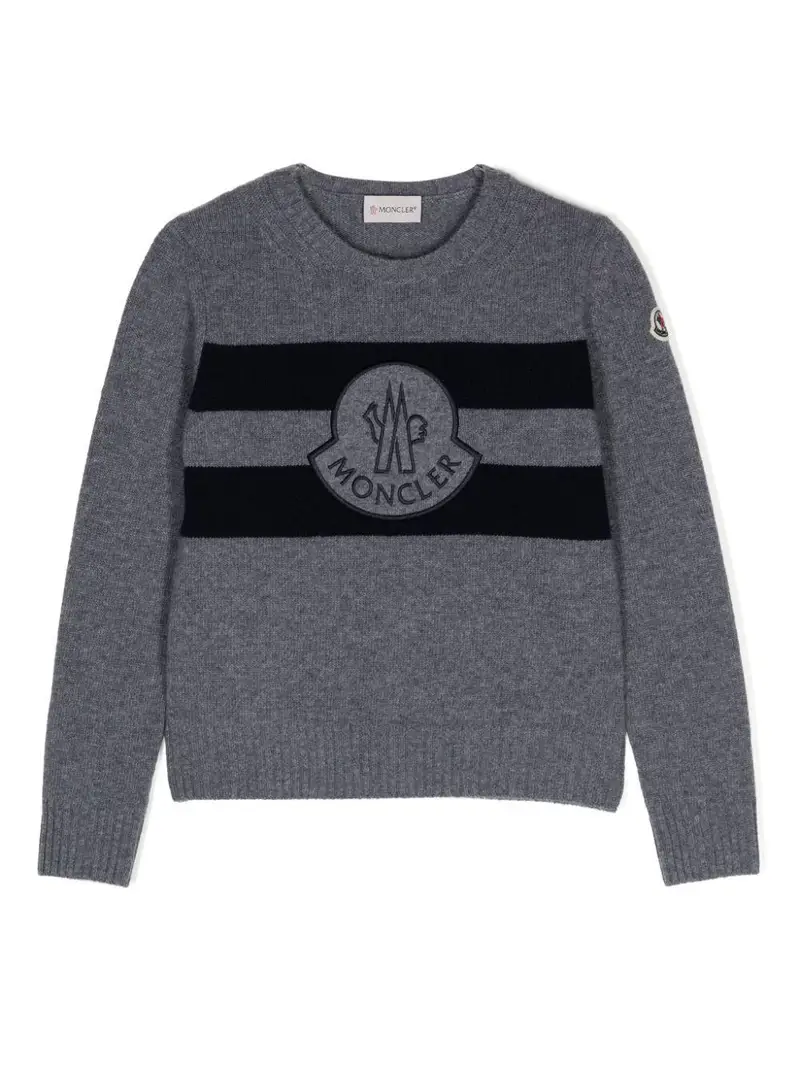 Maglione grigio ricamo frontale