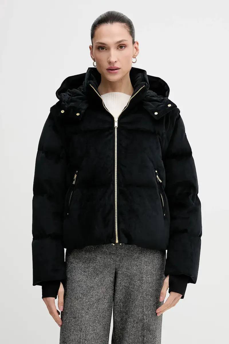 piumino colore nero M34LJ194G