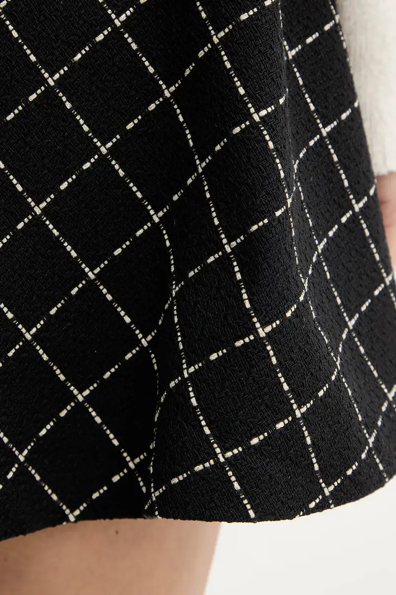 gonna colore nero JILMA miniatura 5