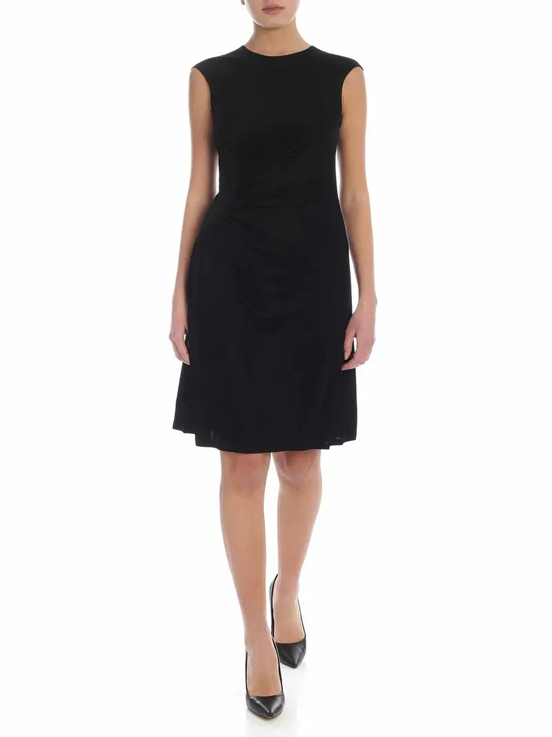 Abito nero con ricamo Scars