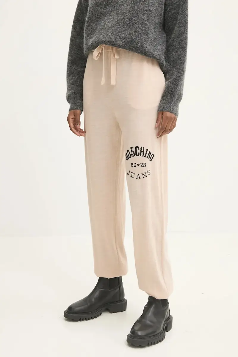 pantaloni tuta in cotone colore beige con applicazione J0380 8700