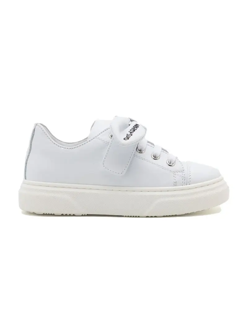 Sneakers in pelle di vitello bianca con fiocco logo Bianco
