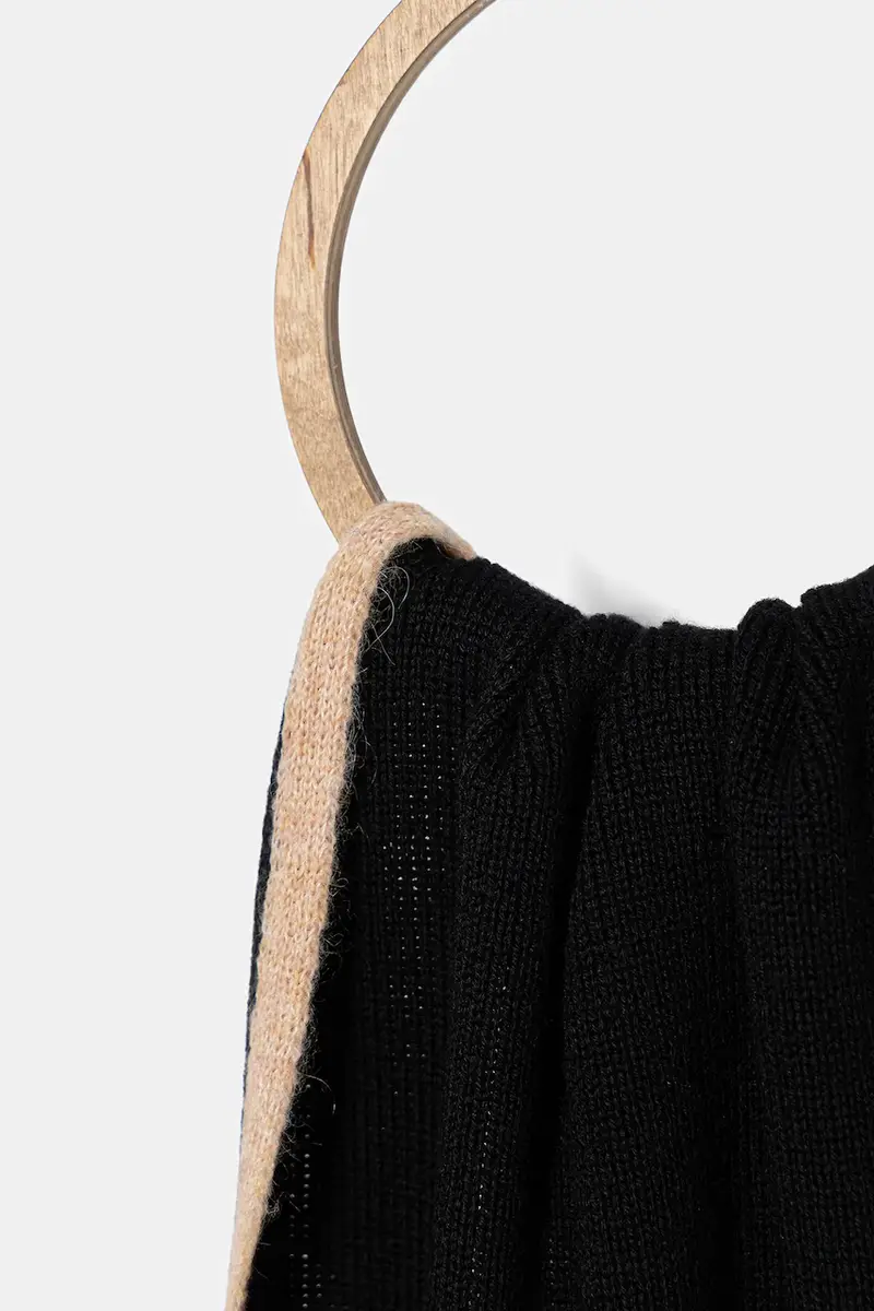 sciarpa in lana donna colore nero M3351 30843 miniatura 2